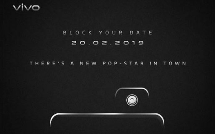 Смартфон Vivo V15 Pro позирует на официальном постере